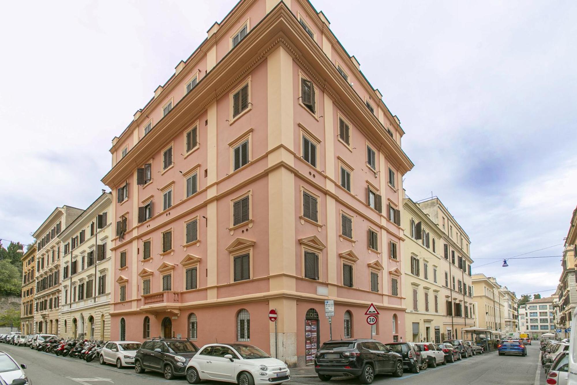 Wwb Colosseo Rome Exterior photo